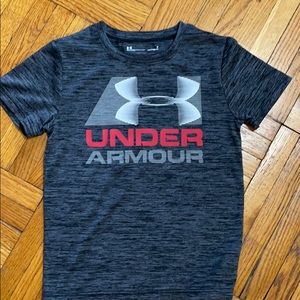 Under Armour Boys tee size 6